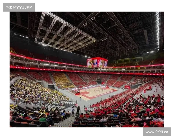 置身于赛事现场核心感受激情澎湃的竞争氛围分享胜利喜悦的永恒瞬间